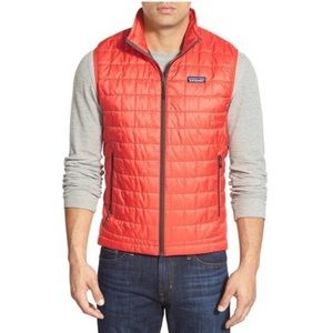 Like New! Men’s Patagonia Nano Puff vest size M